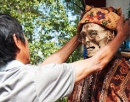 سنت آرایش مردگان در اندونزی + عکس